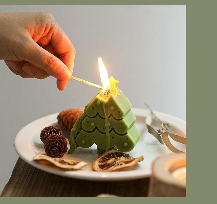 Christmas Tree-Shaped Scented Candle | 8 Colors